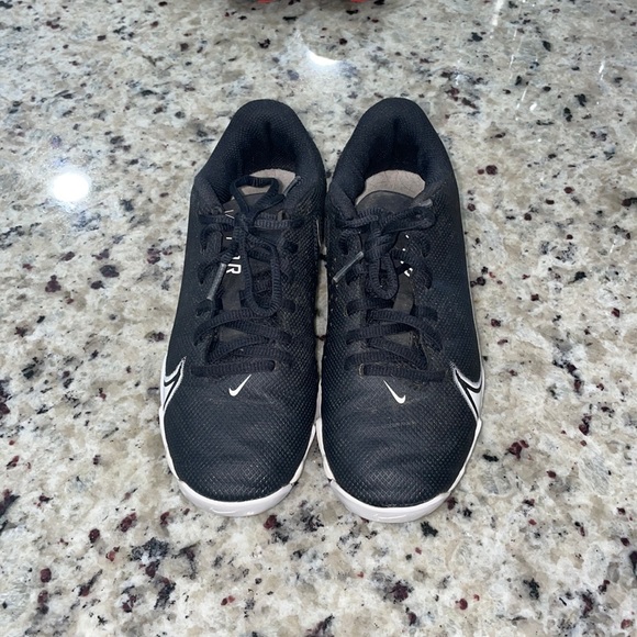 Youth Nike Vapor Cleats - Picture 2 of 3